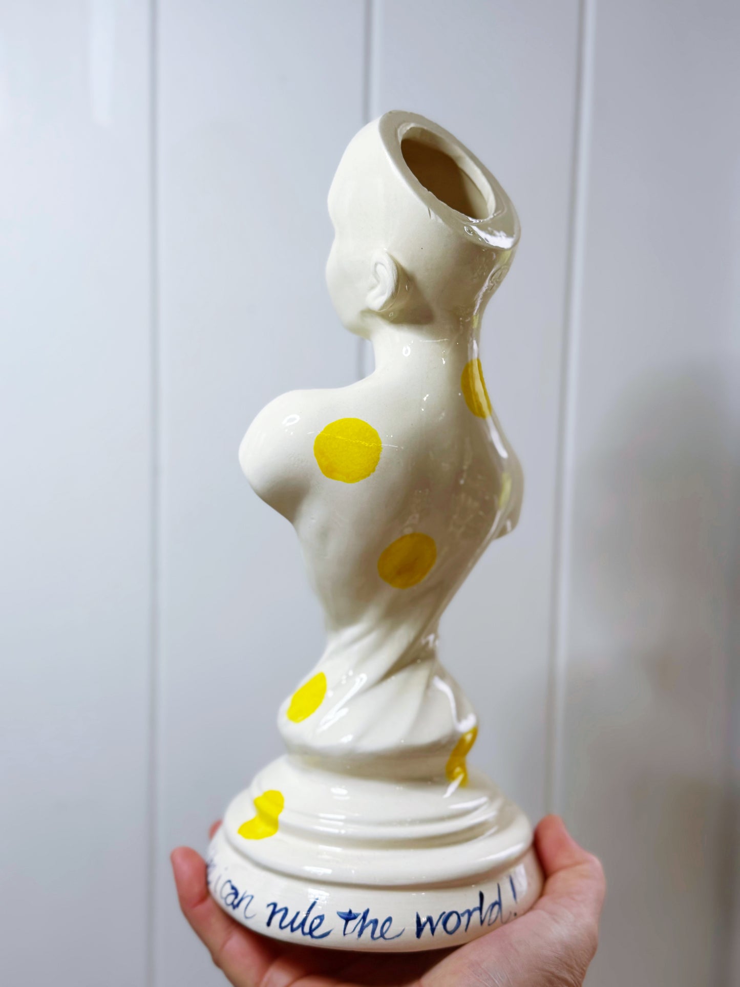 Good hair days statue