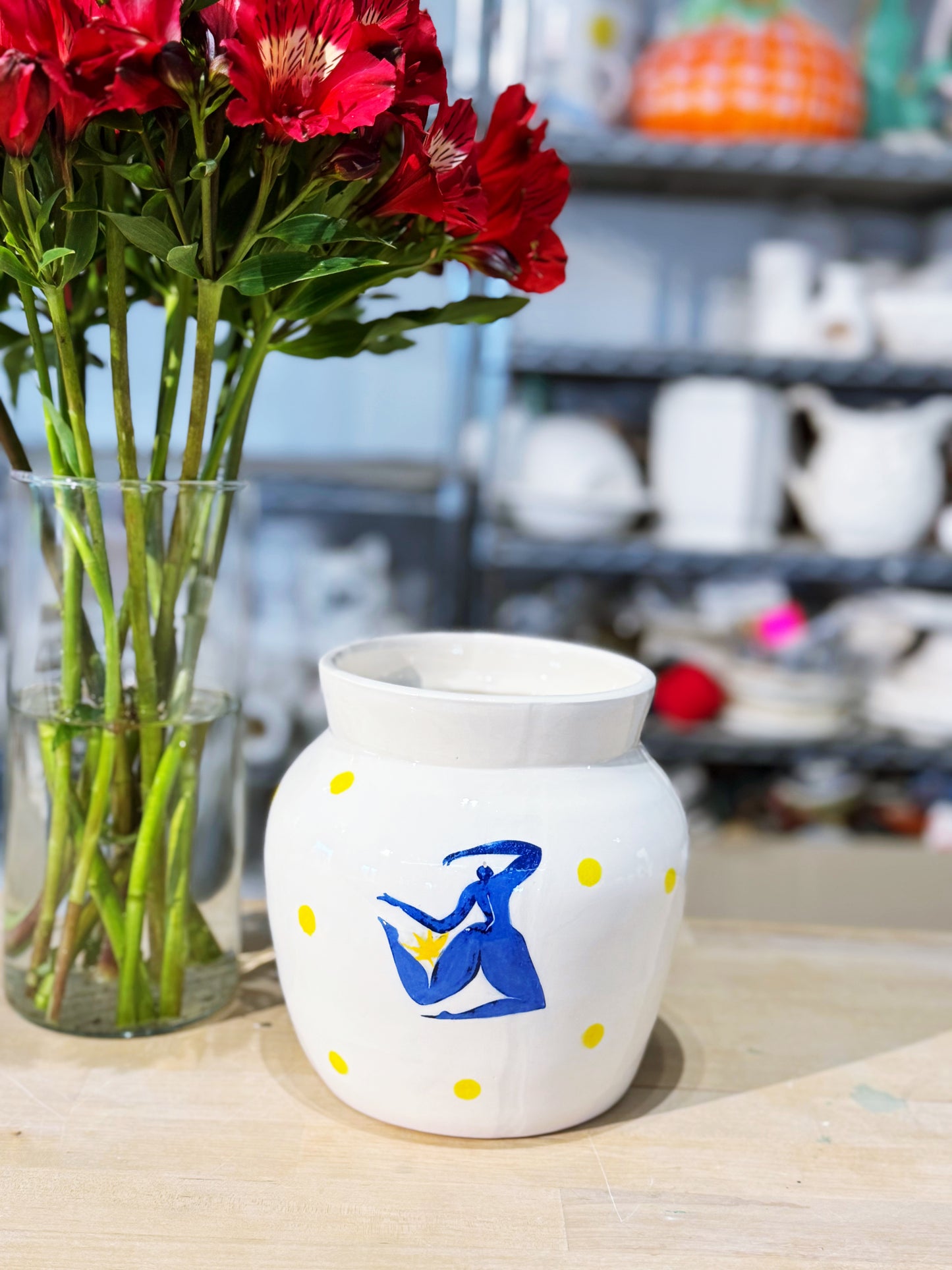 Dancing ladies vase (3 different size options)