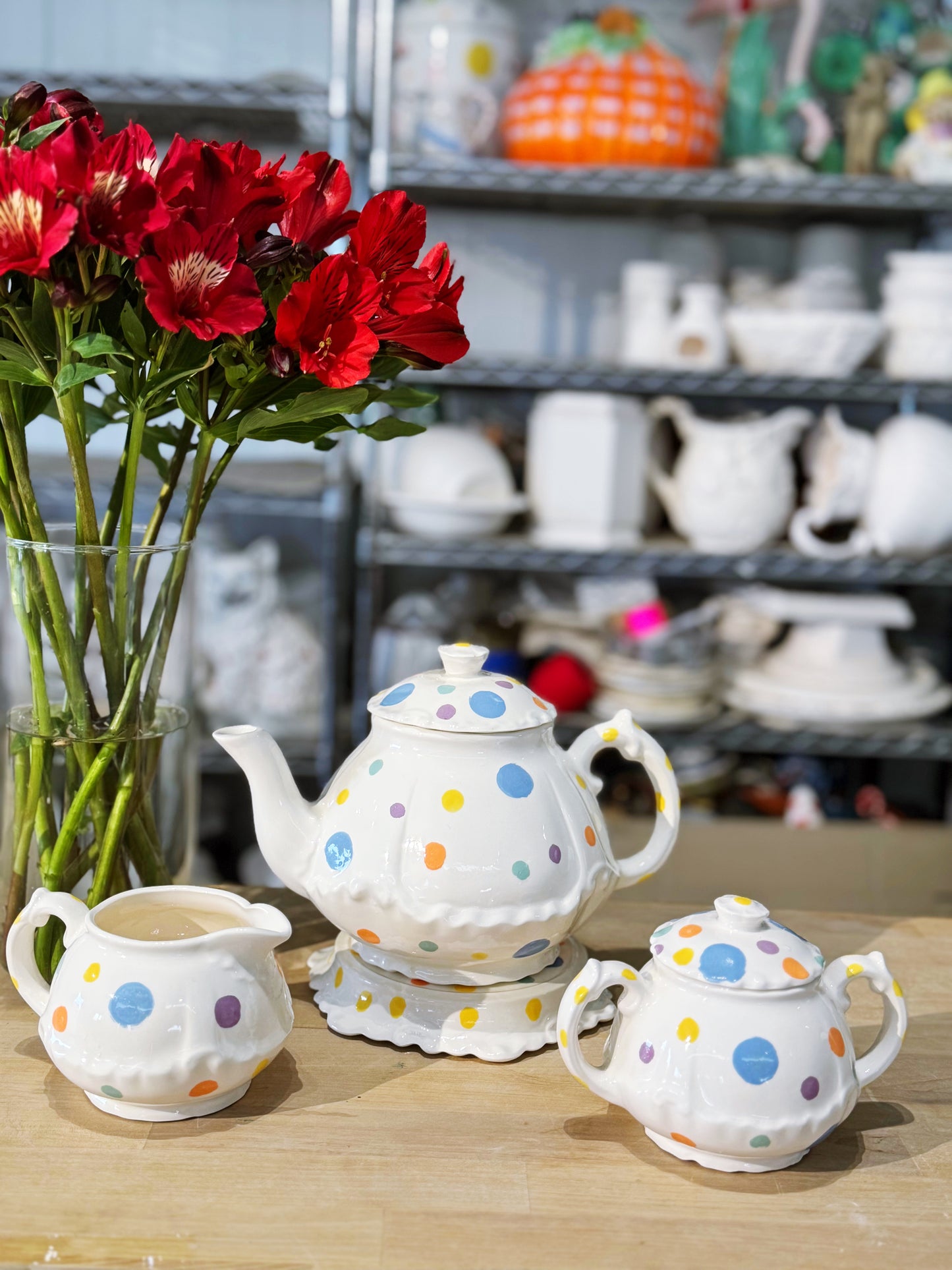 Multicoloured Tea-set