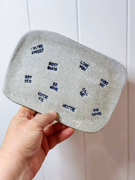 SWEET NOTHINGS rectangle cake plate